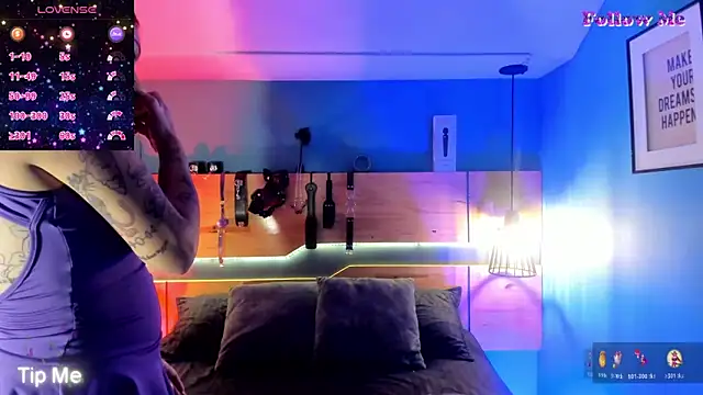 Snapshot of ChloeAllennn chatting on December 3, 2025, 11:52 am ChloeAllennn online show from December 3, 2025, 11:52 am