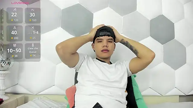 Axel Forte online show from October 15, 2025, 1:22 pm