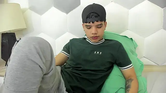 Axel Forte online show from October 22, 2025, 1:44 pm