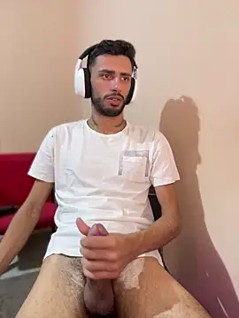 iendriw online show from March 14, 2025, 1:37 am