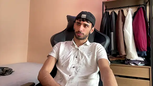 iendriw online show from October 26, 2025, 1:06 pm