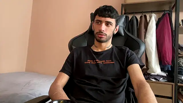 iendriw online show from October 31, 2025, 2:07 pm