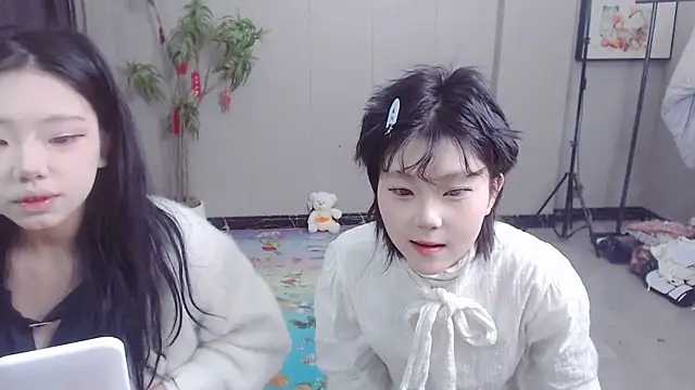 Facai55555 online show from March 8, 2025, 11:37 am