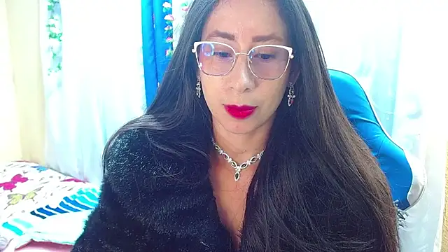 Snapshot of Gia_leinn chatting on November 8, 2025, 2:39 pm Gia leinn online show from November 8, 2025, 2:39 pm