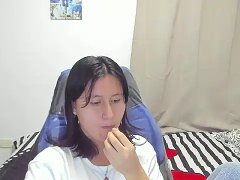 Snapshot of xoxo_kiitty chatting on October 2, 2025, 3:46 am xoxo kiitty online show from October 2, 2025, 3:46 am