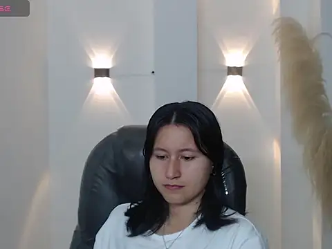 xoxo kiitty online show from December 4, 2025, 12:03 pm