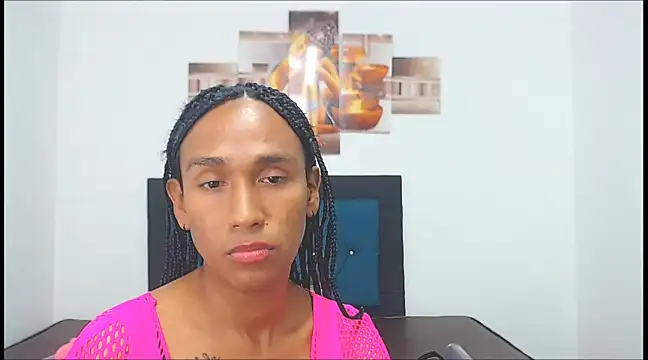 Snapshot of red_veltet chatting on February 22, 2025, 9:26 pm red veltet online show from February 22, 2025, 9:26 pm