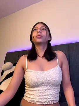 Dirty-Bunnyyy online show from September 10, 2025, 6:24 am