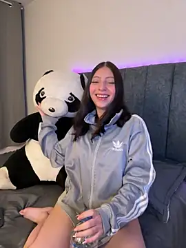 Dirty-Bunnyyy online show from September 23, 2025, 6:05 am