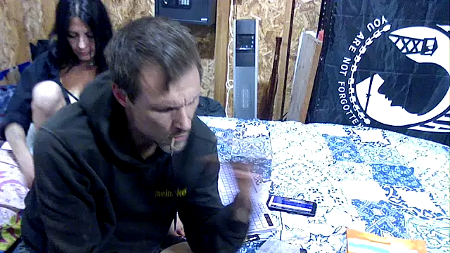 SillyRabbitz online show from November 9, 2025, 6:44 am