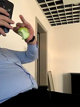 Mike8523 online show from November 1, 2025, 5:31 am