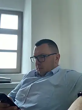 Mike8523 online show from November 7, 2025, 5:51 am