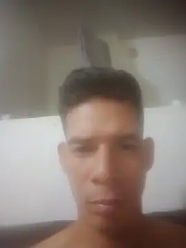 Snapshot of calientesexo69 chatting on November 17, 2025, 9:42 pm calientesexo69 online show from November 17, 2025, 9:42 pm