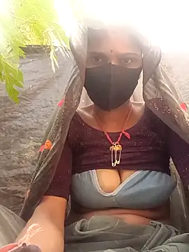 Chhavi Chadha online show from December 15, 2025, 7:01 am