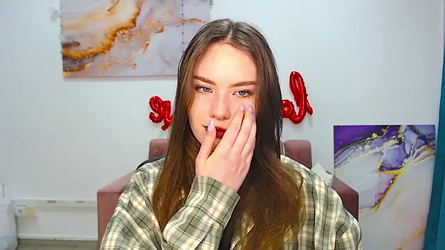 ElenaOconar online show from March 17, 2025, 12:35 pm