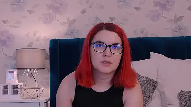 Snapshot of KailyKay chatting on October 6, 2025, 6:05 pm KailyKay online show from October 6, 2025, 6:05 pm