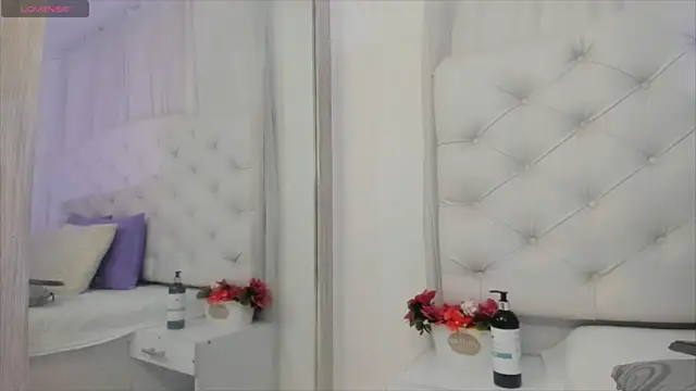 Snapshot of kamii_arias chatting on October 2, 2025, 12:23 pm kamii arias online show from October 2, 2025, 12:23 pm