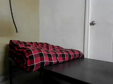 fitbuddy1 online show from October 19, 2025, 8:20 pm