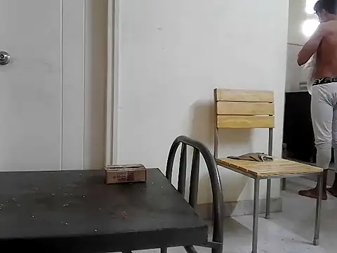 fitbuddy1 online show from November 18, 2025, 9:03 am