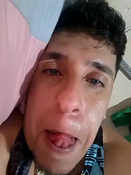 Snapshot of frankli2681 chatting on February 26, 2025, 4:58 am frankli2681 online show from February 26, 2025, 4:58 am