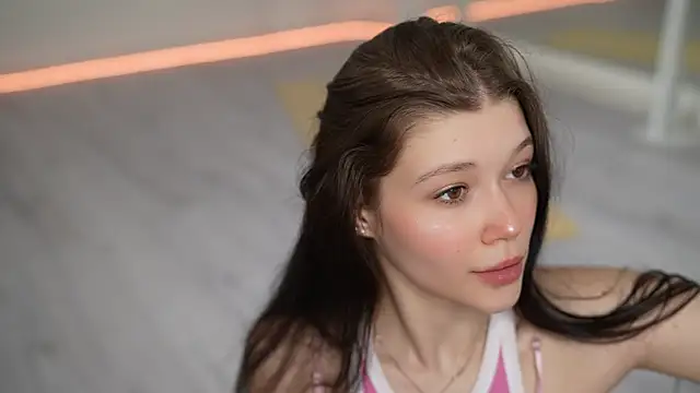 Kelly Ember online show from March 8, 2025, 8:55 am