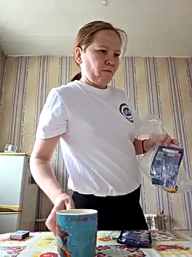 Snapshot of -Kathrine_kit- chatting on October 22, 2025, 8:47 am -Kathrine kit- online show from October 22, 2025, 8:47 am