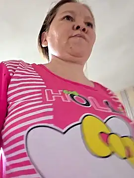 Snapshot of -Kathrine_kit- chatting on October 24, 2025, 9:06 am -Kathrine kit- online show from October 24, 2025, 9:06 am