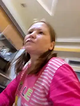 Snapshot of -Kathrine_kit- chatting on November 26, 2025, 1:23 pm -Kathrine kit- online show from November 26, 2025, 1:23 pm