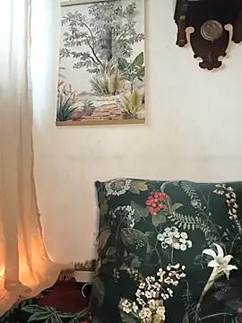 Snapshot of Rosemarie_Blu chatting on November 8, 2025, 11:32 am Rosemarie Blu online show from November 8, 2025, 11:32 am