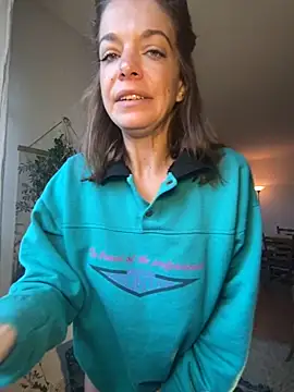 Snapshot of Rosemarie_Blu chatting on November 15, 2025, 7:38 am Rosemarie Blu online show from November 15, 2025, 7:38 am