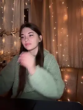 MrrKate online show from December 15, 2025, 2:05 am