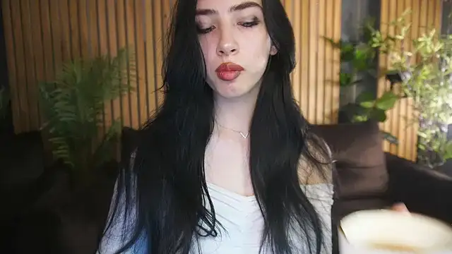 Snapshot of WildKittenX_ chatting on September 30, 2025, 6:07 am WildKittenX online show from September 30, 2025, 6:07 am