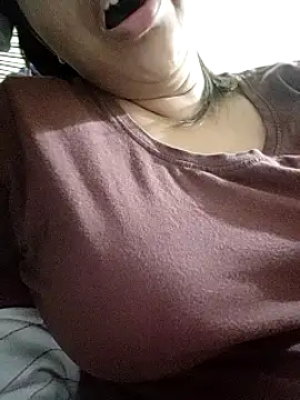 Snapshot of pallu_telgu_kannada chatting on March 14, 2025, 5:13 pm pallu telgu kannada online show from March 14, 2025, 5:13 pm