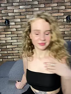 Snapshot of nemesidaM chatting on March 6, 2025, 11:20 pm nemesidaM online show from March 6, 2025, 11:20 pm