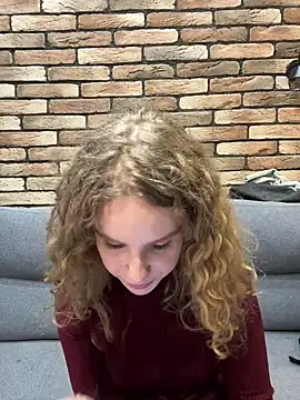 Snapshot of nemesidaM chatting on March 13, 2025, 12:46 pm nemesidaM online show from March 13, 2025, 12:46 pm