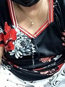 abinaya26 online show from October 17, 2025, 9:28 pm