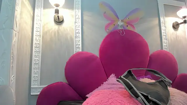 Snapshot of Bonniie_22 chatting on November 14, 2025, 1:21 pm Bonniie 22 online show from November 14, 2025, 1:21 pm