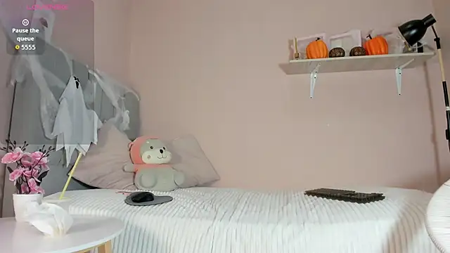 Snapshot of mary_cute9 chatting on October 28, 2025, 12:30 pm mary cute9 online show from October 28, 2025, 12:30 pm