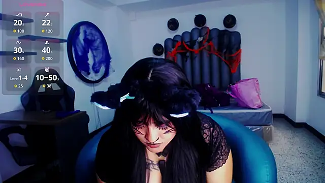 Mitsu Kawii online show from October 24, 2025, 2:35 pm