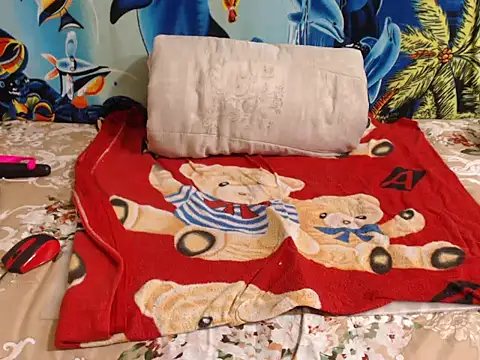 Snapshot of ChocolateClit chatting on October 8, 2025, 4:37 pm ChocolateClit online show from October 8, 2025, 4:37 pm