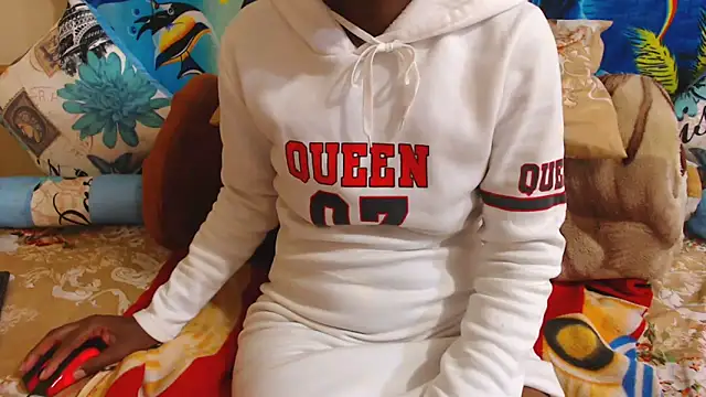 Snapshot of ChocolateClit chatting on October 20, 2025, 5:24 pm ChocolateClit online show from October 20, 2025, 5:24 pm