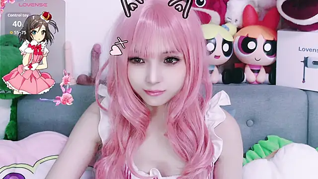 Snapshot of chenenna7 chatting on December 17, 2025, 2:12 pm chenenna7 online show from December 17, 2025, 2:12 pm