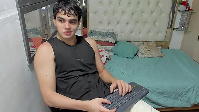 heiker  online show from October 14, 2025, 4:13 am