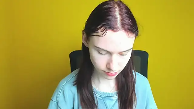 Snapshot of Fiona_Night chatting on March 14, 2025, 9:21 pm Fiona Night online show from March 14, 2025, 9:21 pm