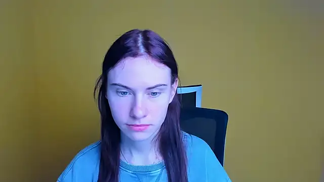 Snapshot of Fiona_Night chatting on March 20, 2025, 6:09 pm Fiona Night online show from March 20, 2025, 6:09 pm