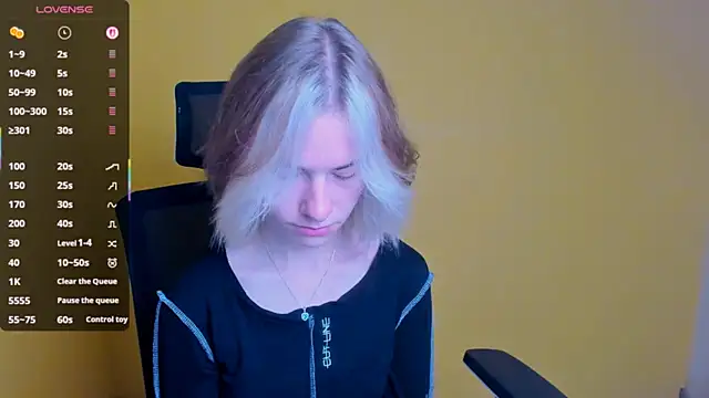 Snapshot of Fiona_Night chatting on September 21, 2025, 5:09 am Fiona Night online show from September 21, 2025, 5:09 am