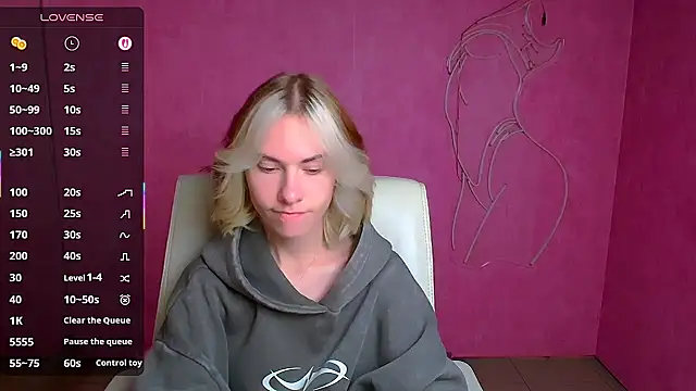 Snapshot of Fiona_Night chatting on September 26, 2025, 5:22 am Fiona Night online show from September 26, 2025, 5:22 am