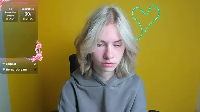 Snapshot of Fiona_Night chatting on October 22, 2025, 5:30 am Fiona Night online show from October 22, 2025, 5:30 am