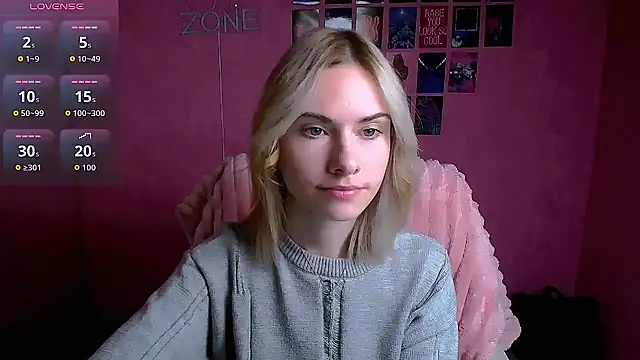 Snapshot of Fiona_Night chatting on November 20, 2025, 7:19 am Fiona Night online show from November 20, 2025, 7:19 am