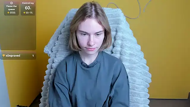 Snapshot of Fiona_Night chatting on December 2, 2025, 6:30 am Fiona Night online show from December 2, 2025, 6:30 am